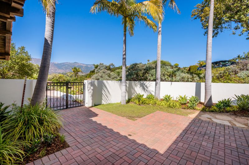 Brick Landscaping Service in Roslyn, NY